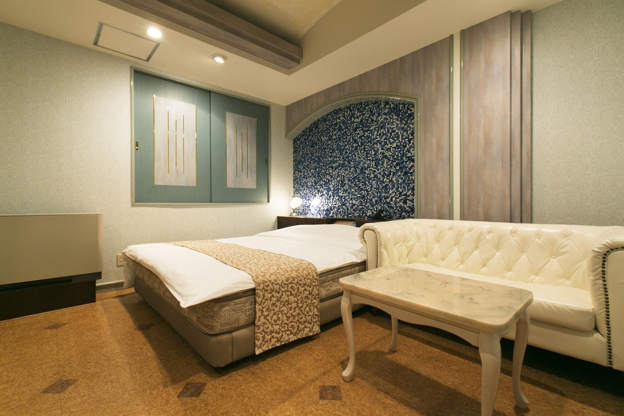 Hotel Atlantis Toyonaka (Adults Only) Экстерьер фото