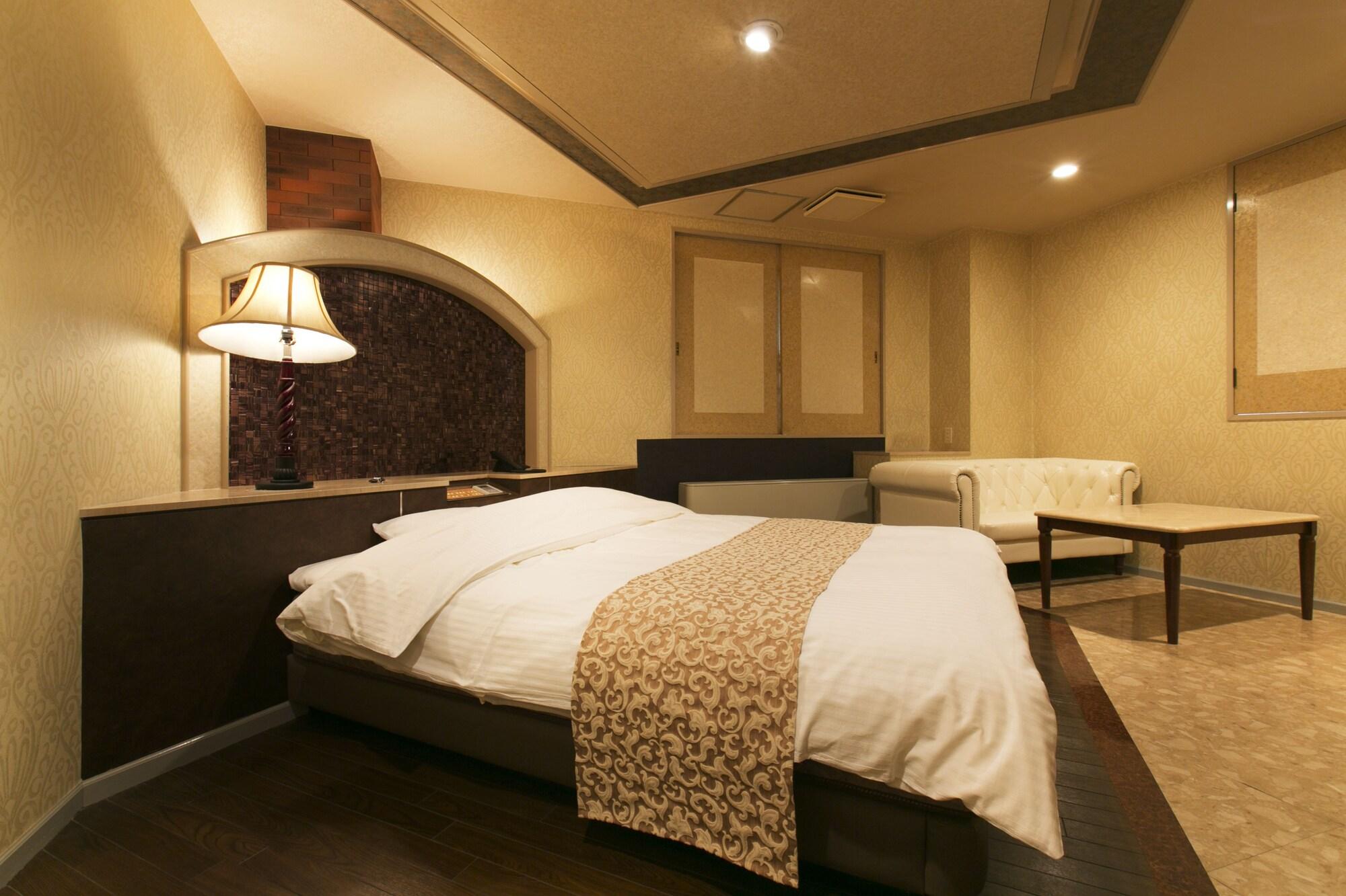 Hotel Atlantis Toyonaka (Adults Only) Экстерьер фото