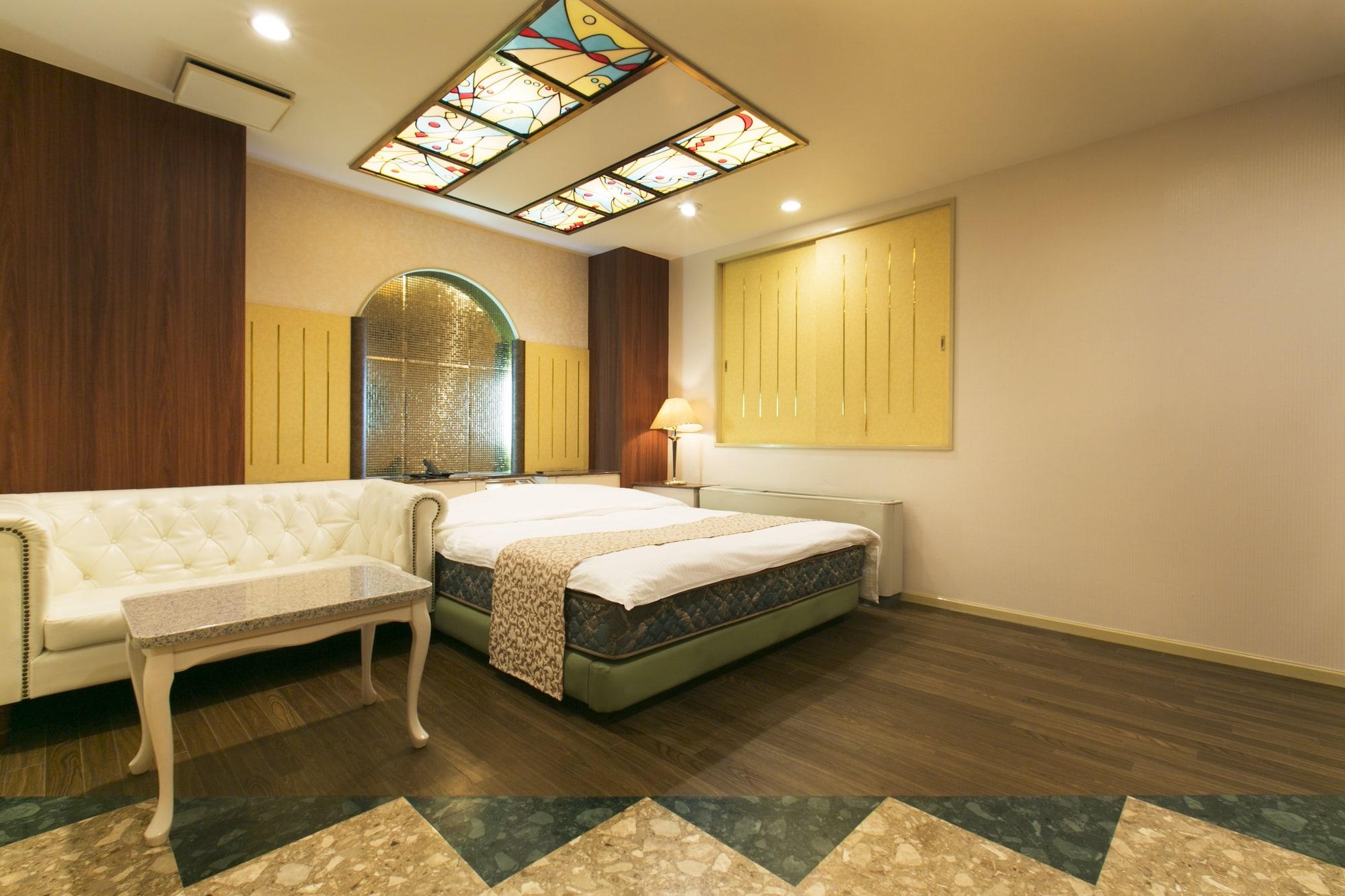 Hotel Atlantis Toyonaka (Adults Only) Экстерьер фото