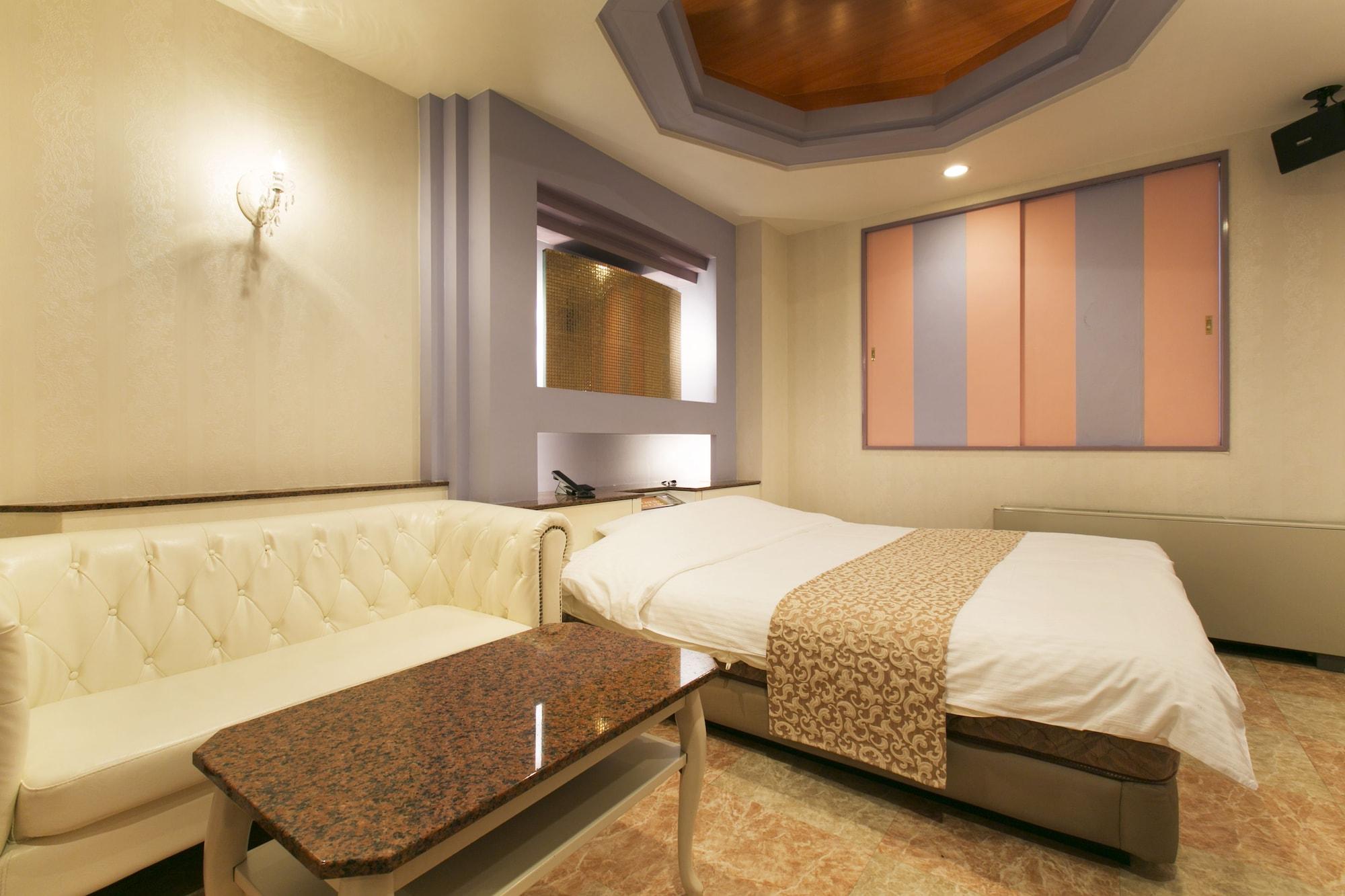 Hotel Atlantis Toyonaka (Adults Only) Экстерьер фото