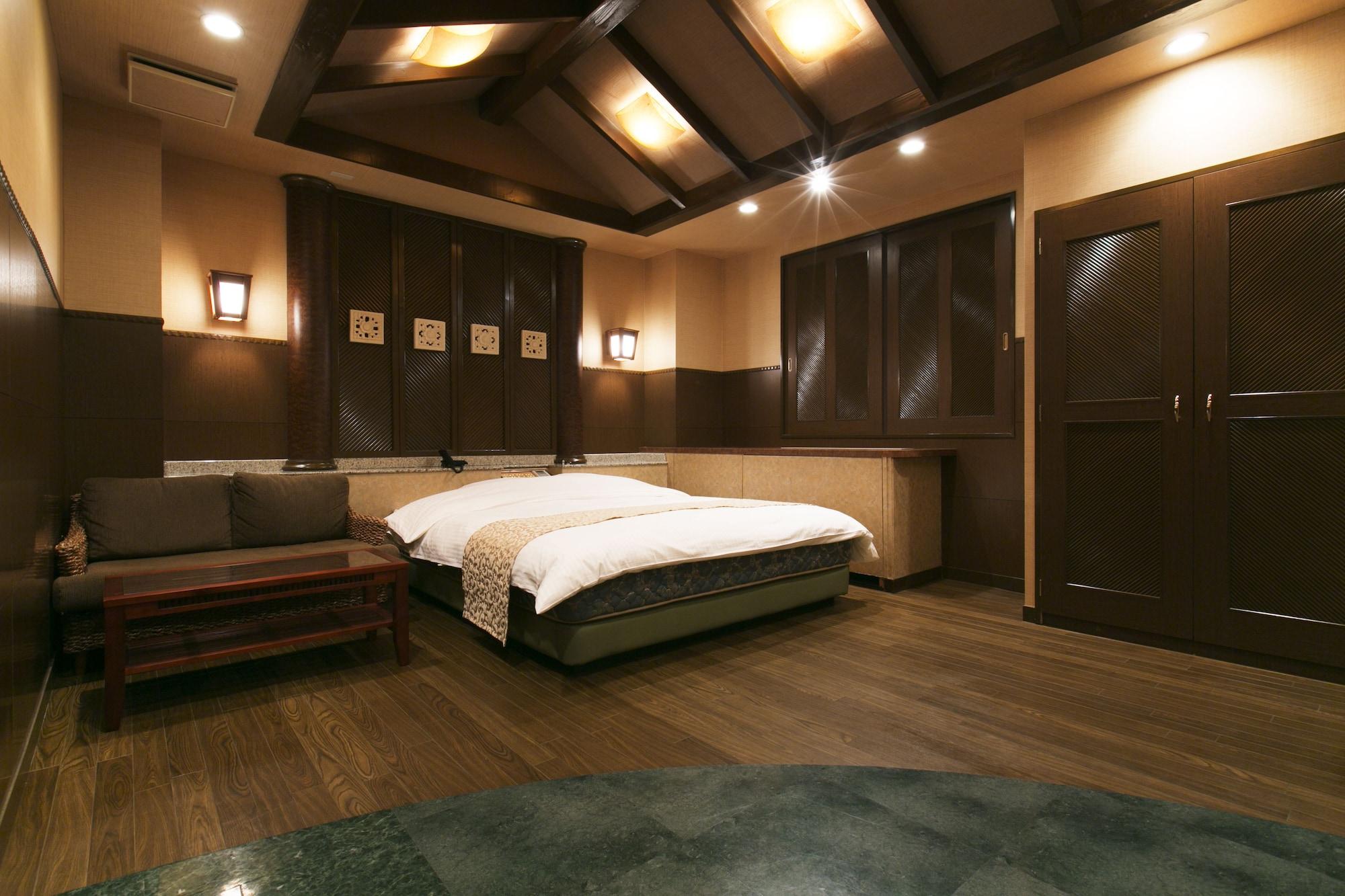 Hotel Atlantis Toyonaka (Adults Only) Экстерьер фото