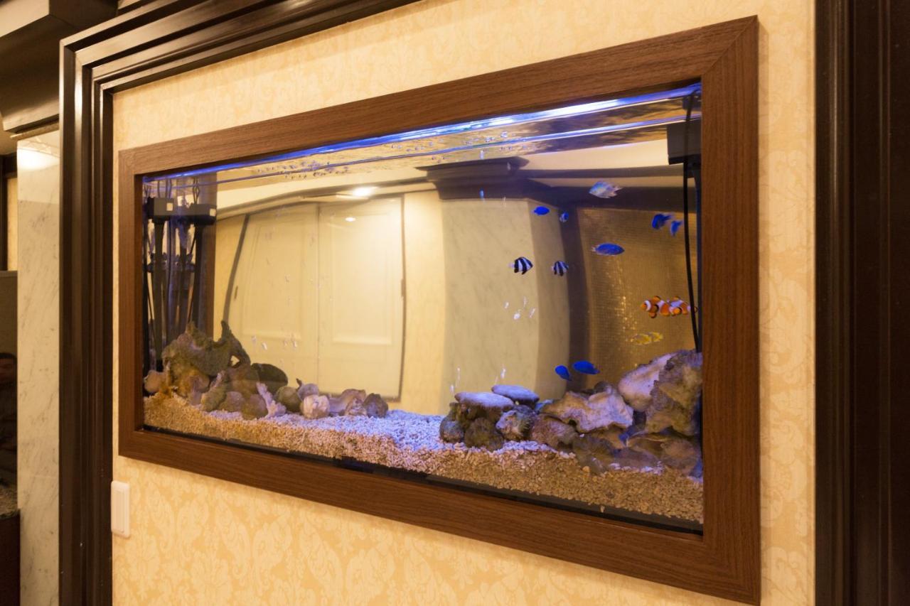 Hotel Atlantis Toyonaka (Adults Only) Экстерьер фото