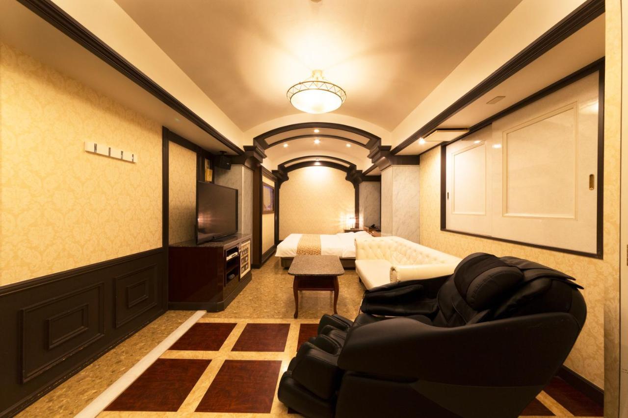 Hotel Atlantis Toyonaka (Adults Only) Экстерьер фото